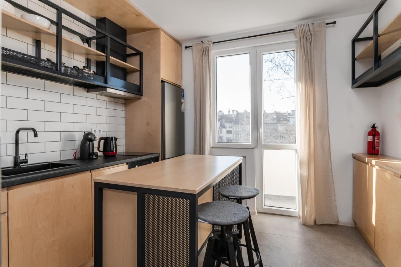 Industrial 2-Bdr Flat By The National Stadium Sofie Exteriér fotografie