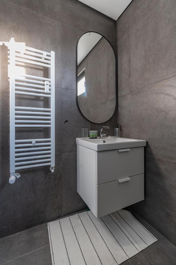 Industrial 2-Bdr Flat By The National Stadium Sofie Exteriér fotografie
